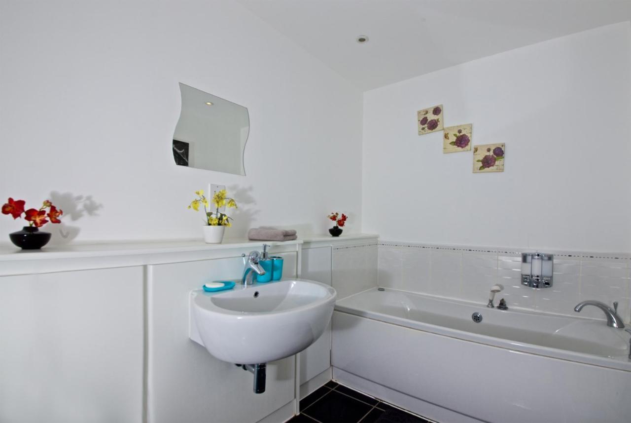 Liverpool City Stays - Economy Room - Close To Airport Ee1 Ngoại thất bức ảnh