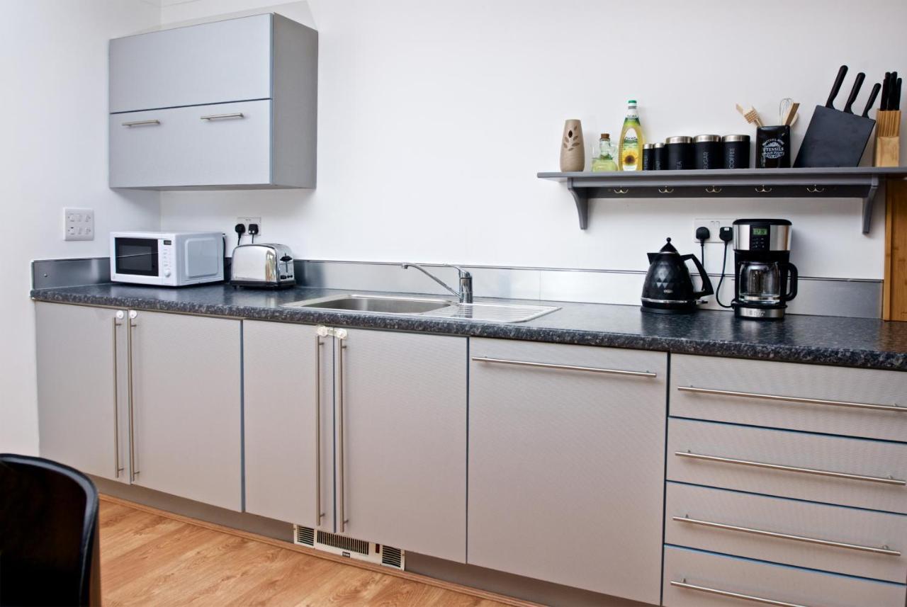 Liverpool City Stays - Economy Room - Close To Airport Ee1 Ngoại thất bức ảnh